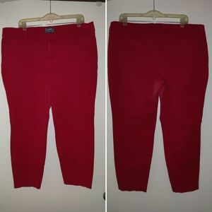 🤩BOGOFREE🤩 Size 18 Old Navy Red Capri Crop Pants